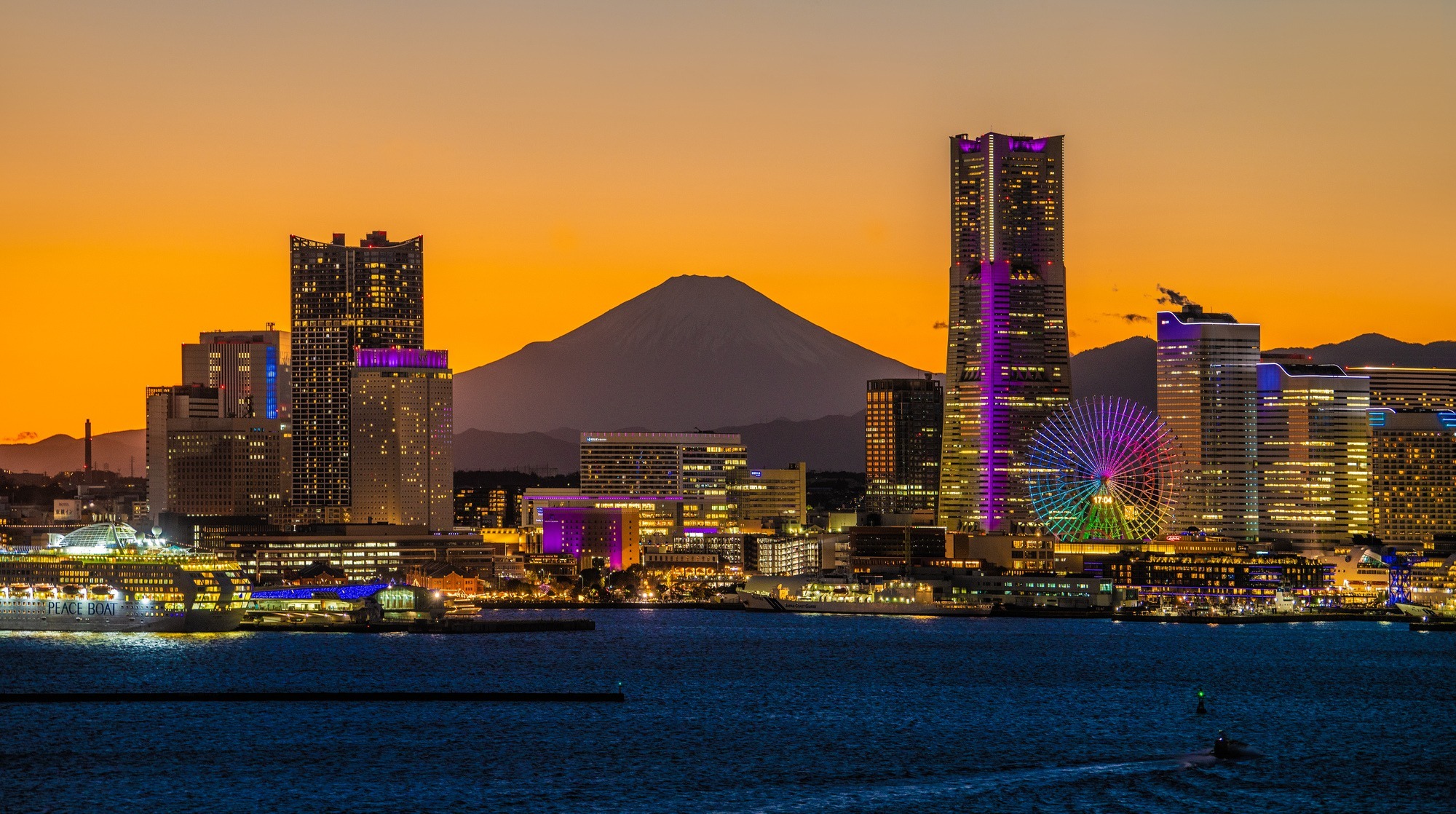 横浜　再開発　未来